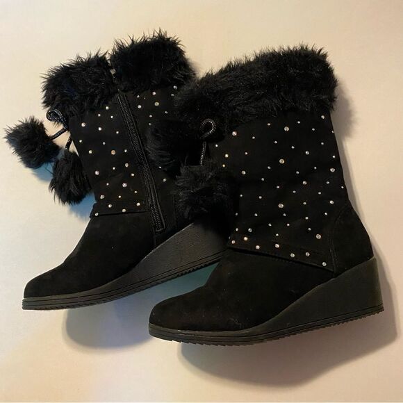Piper black tall Rachelle Girls Wedge Boots faux suede fur  rhinestone pop pom 2 - Picture 7 of 9
